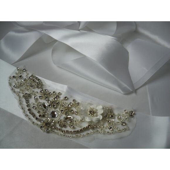 White rhinestone bridal wedding dress belt sash, flower bridal white belt sash - Picture 3 of 6